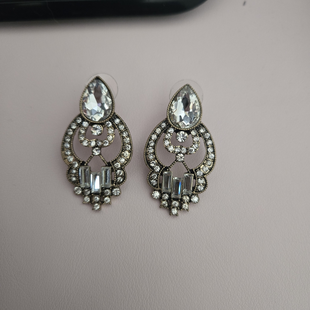 Pakistani Desi Crystal Teardrop Filigree Statement Earrings - Clear Rhinestone